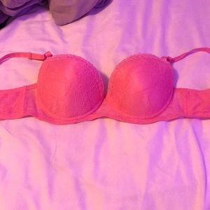 cute laced pink bra 💕